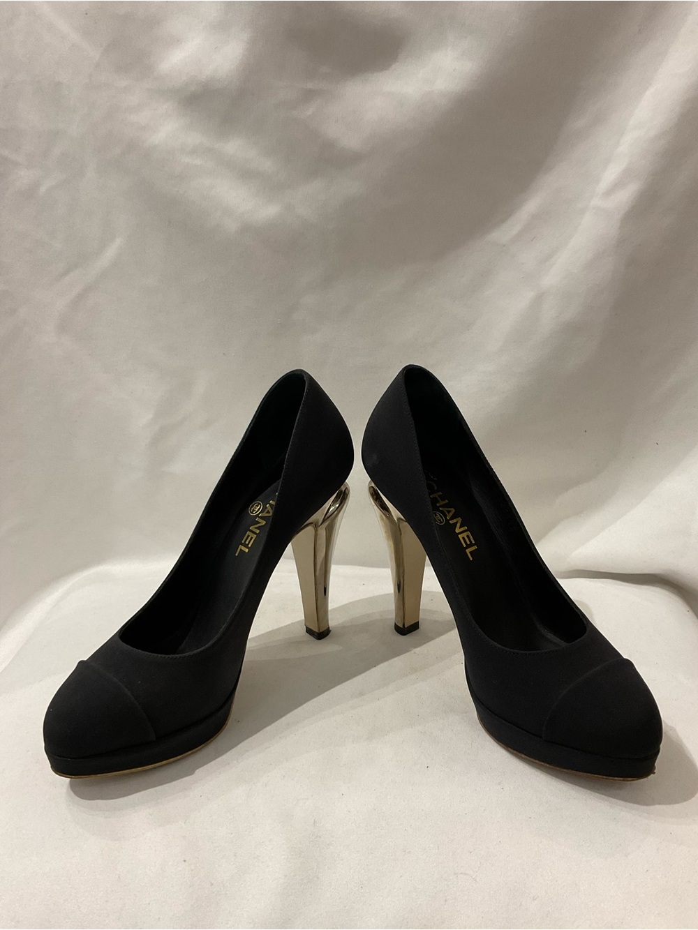 Chanel Pumps - Picture 5 of 6